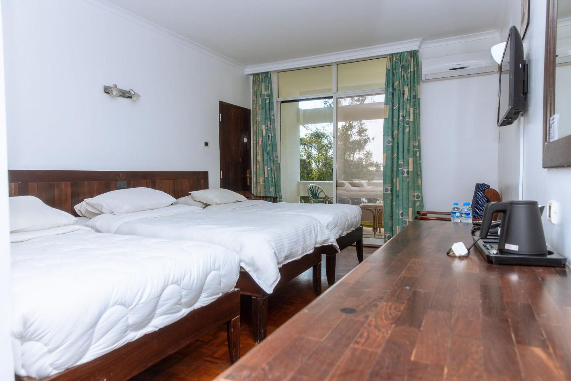 Mkonge Hotel แทนกา ภายนอก รูปภาพ