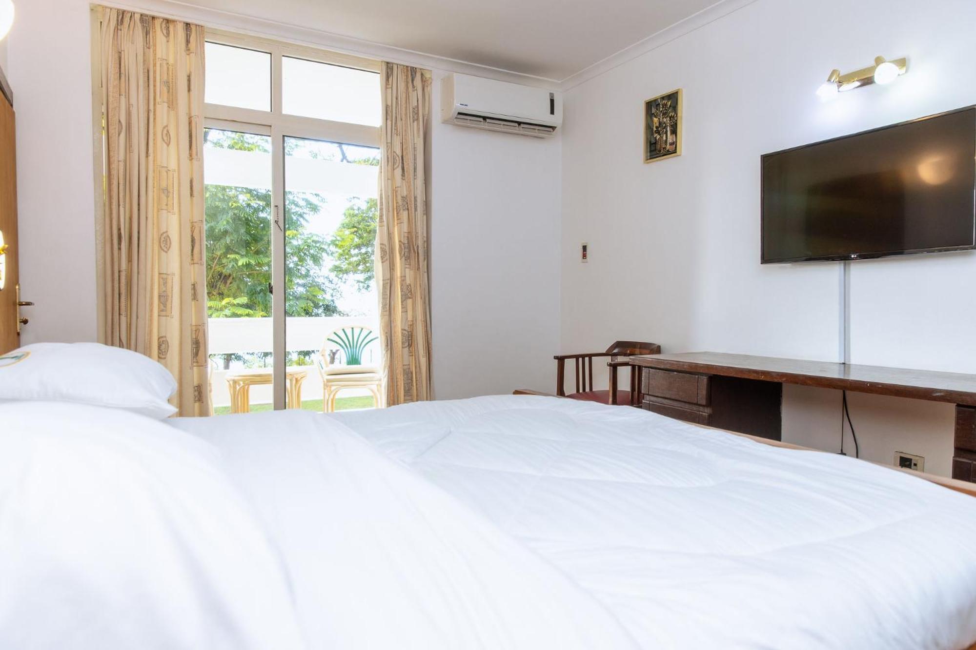 Mkonge Hotel แทนกา ภายนอก รูปภาพ